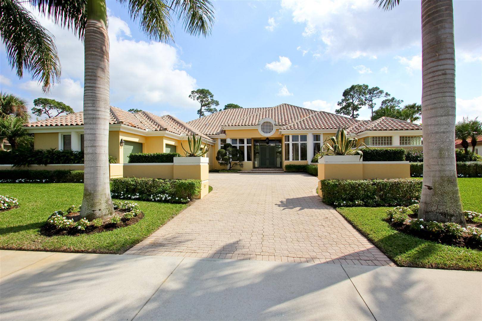 Homes in Anthony Groves in Royal Palm Beach FL